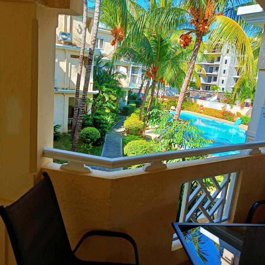 The Coastal Apartment Flic-en-Flacq Esterno foto